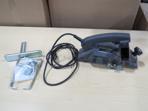 lot 6 image: Black & Decker 3 14 Planer