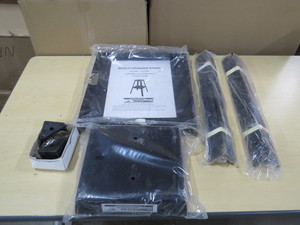lot 7 image: Harbor Freight Bench Grinder Stand - Model 03184