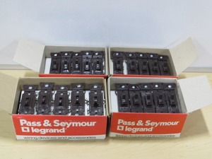 lot 16 image: Mixed Lo of 40 Legrand Press & Seymour 15 Amp Light Switches