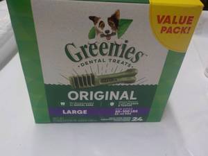 lot 63 image: Greenies Value Pack Dog Dental Trea...