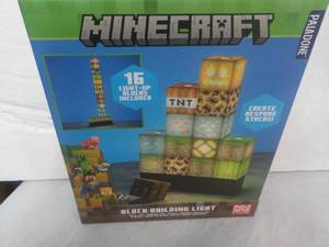 lot 72 image: Minecraft 16 Block Building Light...