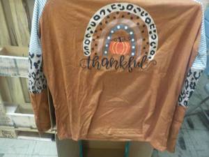 lot 73 image: Thankful Long Sleeve Top size Large...