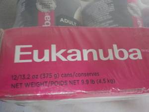 lot 87 image: Eukanuba 12 cans 13.2 oz Adult Dog ...