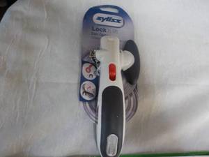 lot 122 image: Zyllss Lock N Lift Can Opener...
