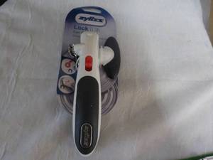 lot 123 image: Zyllss Lock N Lift Can Opener...