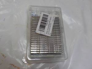 lot 139 image: 20 Bar Magnets...