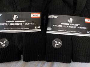 lot 163 image: 12 pair Wear Proof Athletic Socks s...