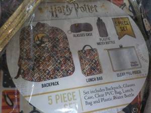 lot 180 image: 5 pc Harry Potter Set...