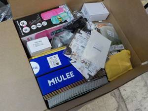 lot 199 image: Large box of New Amazon Overstock...