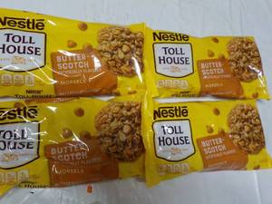 lot 249 image: 4 Nestle Butterscotch 11 oz bags Mo...