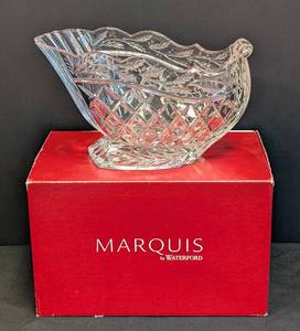 lot 50 image: Marquis Waterford Crystal Sleigh Bowl