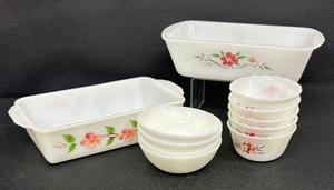 lot 94 image: Vintage Fire King and Glasbake Bread Pans and Custard Cups