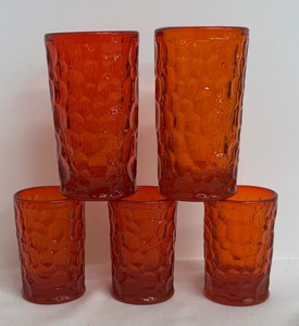 lot 95 image: Vintage Fostoria Pebble Beach Flaming Orange Tumblers