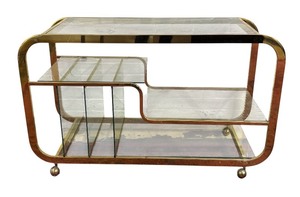 lot 4 image: Milo Baughman Style Brass and Glass Etagere