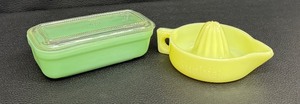 lot 102 image: Vintage Fire King Jadeite Refrigerator Dish and Sunkist Juicer Set