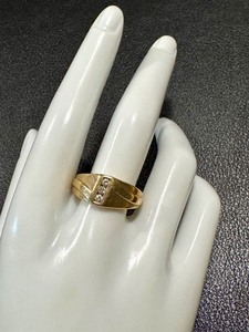 lot 5M image: 14k Gold Ring with Diamonds, Size 9