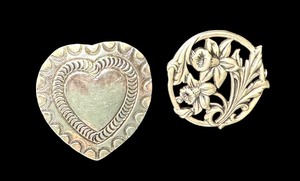 lot 25G image: Set of 2 Vintage Sterling Silver Brooches - Heart & Floral Designs
