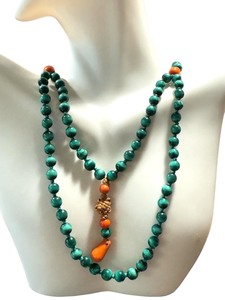 lot 33G image: Vintage Malachite and Coral Hand Knotted Chinese Necklace