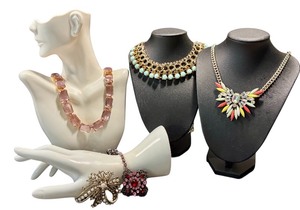 lot 35G image: Collection of Fashion Jewelry Necklaces and Brooches