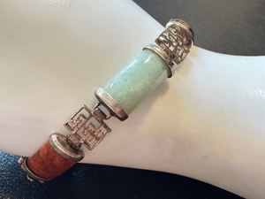 lot 8G image: Vintage Sterling Silver Multi Colored Jadeite Bracelet, 7.5 Inches