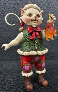 lot 48S image: Jim Shore Heartwood Creek Cat with a Fish Ornament
