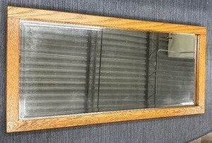 lot 188 image: Vintage Oak and Beveled Edged Mirror