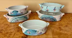lot 22X image: Set of 6 Artisan Holste Pottery Dishes with Floral Designs