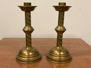 lot 54 image: Pair of  brass candle sticks
