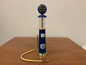 lot 91 image: Ford Benzol Gas Pump