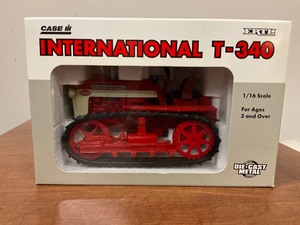 lot 121 image: Ertl International T-340 Model Replica