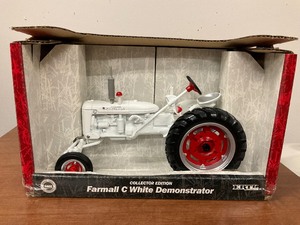 lot 123 image: Ertl Farmall C White Demonstrator Tractor Model