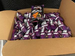 lot 76 image: TX 5 - Box of 26 Doritos Late Night Loaded Taco Snack Packs