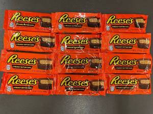 lot 423 image: IL 3 - Bulk Lot of 12 Reeses Peanut Butter Cups Packs