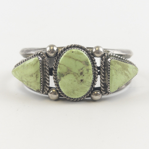 lot 15 image: Unmarked (Navajo) Three Stone (Sonoran Gold Turquoise) Sterling Silver Cuff Bracelet.
