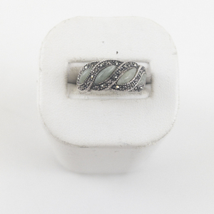 lot 33 image: Jade & Marcasite Waved Sterling Silver Ring. Size 5 - 5.25.