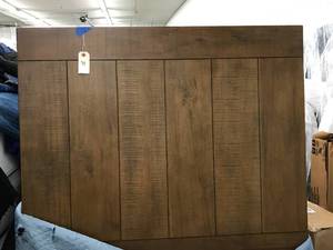 lot 20 image: SOLID WOOD TABLETOP, NEW