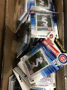 lot 107 image: 2011 TOPPS BASEBALL CARDS-CUBS