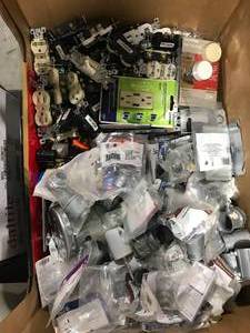lot 111 image: ASSORTED ELECTRICAL ITEMS
