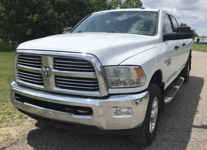 lot 2 image: 2014 Ram 2500 SL 4X4