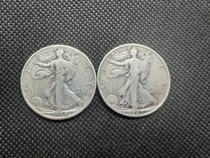 lot 55 image: (2) Circulated Walking Liberty Halves