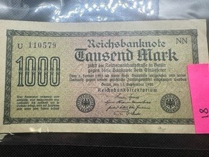 lot 81 image: 1922 Choice AU German Tuasend Mark Reichsbanknote. (see details below)