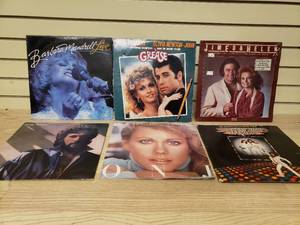 lot 59 image: 6 Vinyl Records