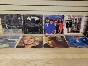 lot 68 image: 8 Vinyl Records