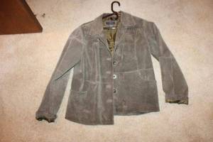 lot 54 image: Relativity Genuine Leather Jacket Mens Size L