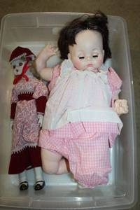 lot 96 image: Set of 2 Vintage Porcelain Dolls with Fabric Dresses