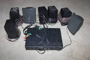 lot 110 image: 3M Surround Theatre System with 7 Speakers