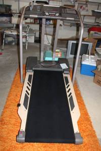 lot 124 image: Used HealthRider Soft Strider Treadmill