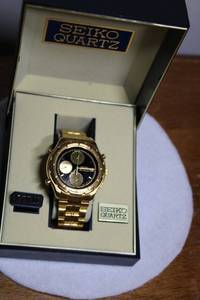 lot A-153 image: Seiko Quartz Gold-Tone Chronograph Watch with Original Box