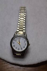 lot A-164 image: Vintage Arabic Numeral Wristwatch with Metal Band