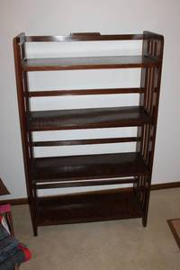 lot 178 image: Wooden 5-Tier Bookshelf with Dark Finish